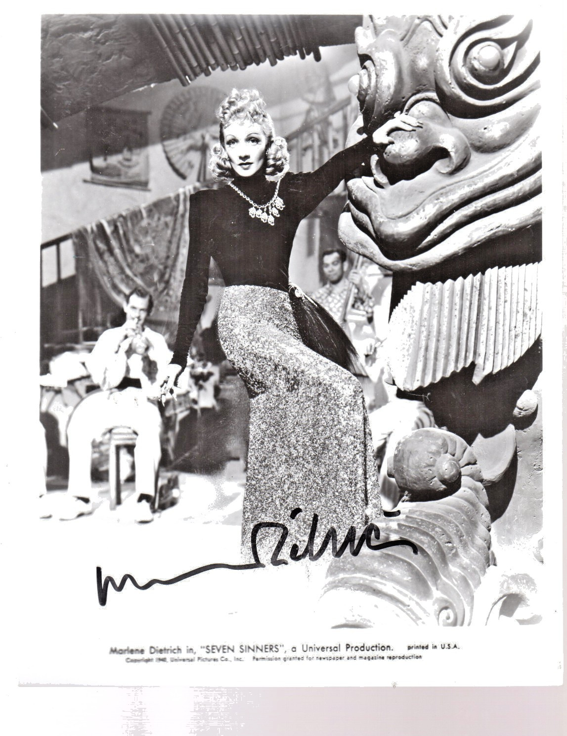 MARLENE DIETRICH Seven Sinners MOROCCO TOUCH OF EVIL AUTOGRAPH 8 x 10 PHOTO fine