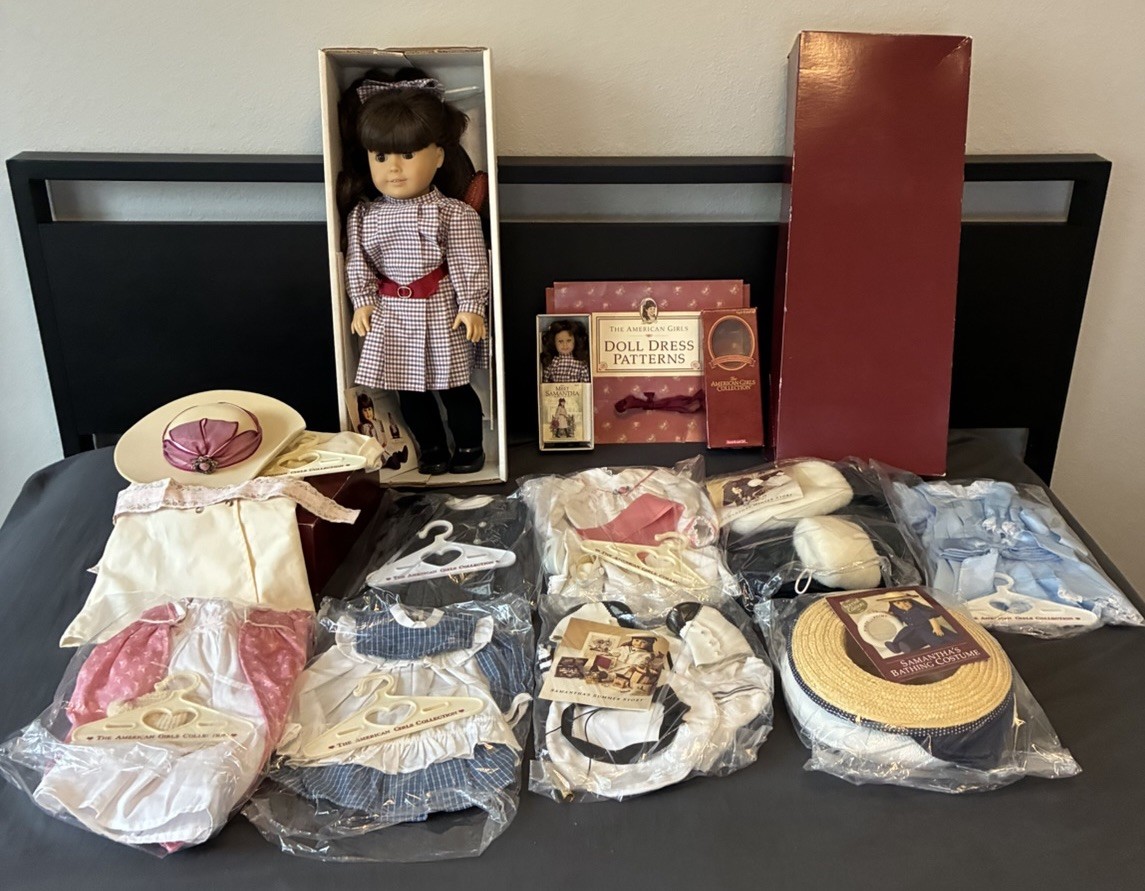 American Girl Doll Samantha Parkington Doll & Accessories Pleasant Company 1991 American Girl Doll Samantha Parkington Doll & Accessories Pleasant Company 1991