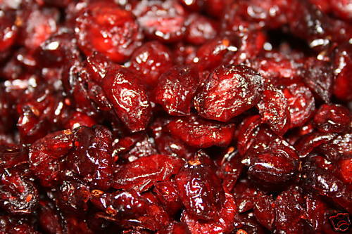 Premium Dried Whole Cranberries, Grown to Organic Standards, No Additives Premium Dried Whole Cranberries, Grown to Organic Standards, No Additives
