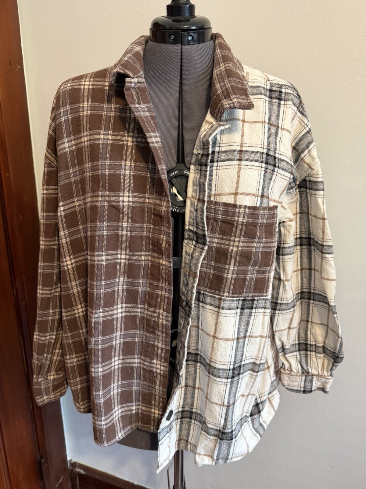 Maurices Plaid Button Up Shirt Brown White Flannel Soft Casual Women\'s Large