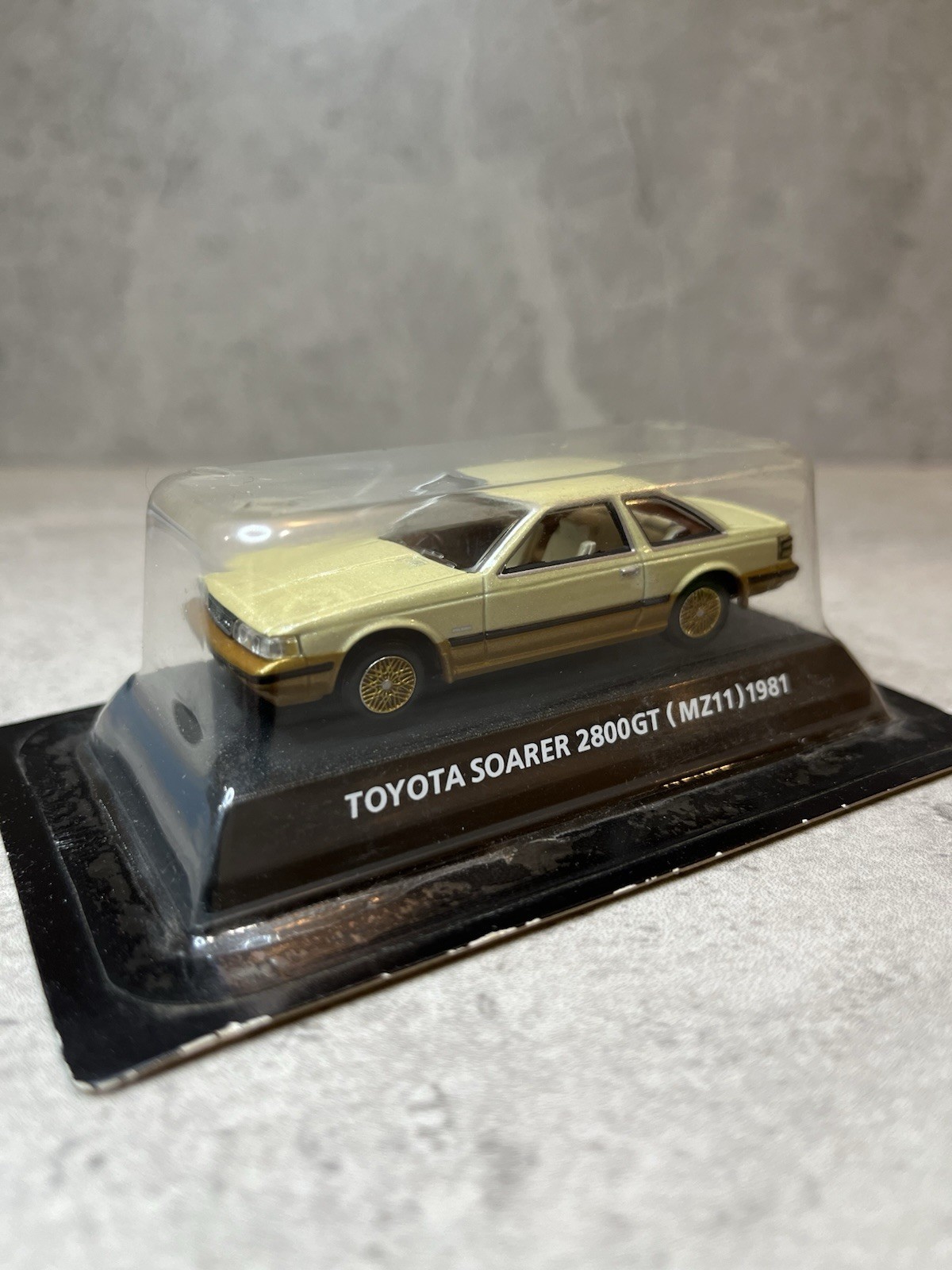 1/64 Konami Car of the 80\'s 1981 TOYOTA SOARER 2800GT GOLD Similar To Kyosho 1/64 Konami Car of the 80\'s 1981 TOYOTA SOARER 2800GT GOLD Similar To Kyosho
