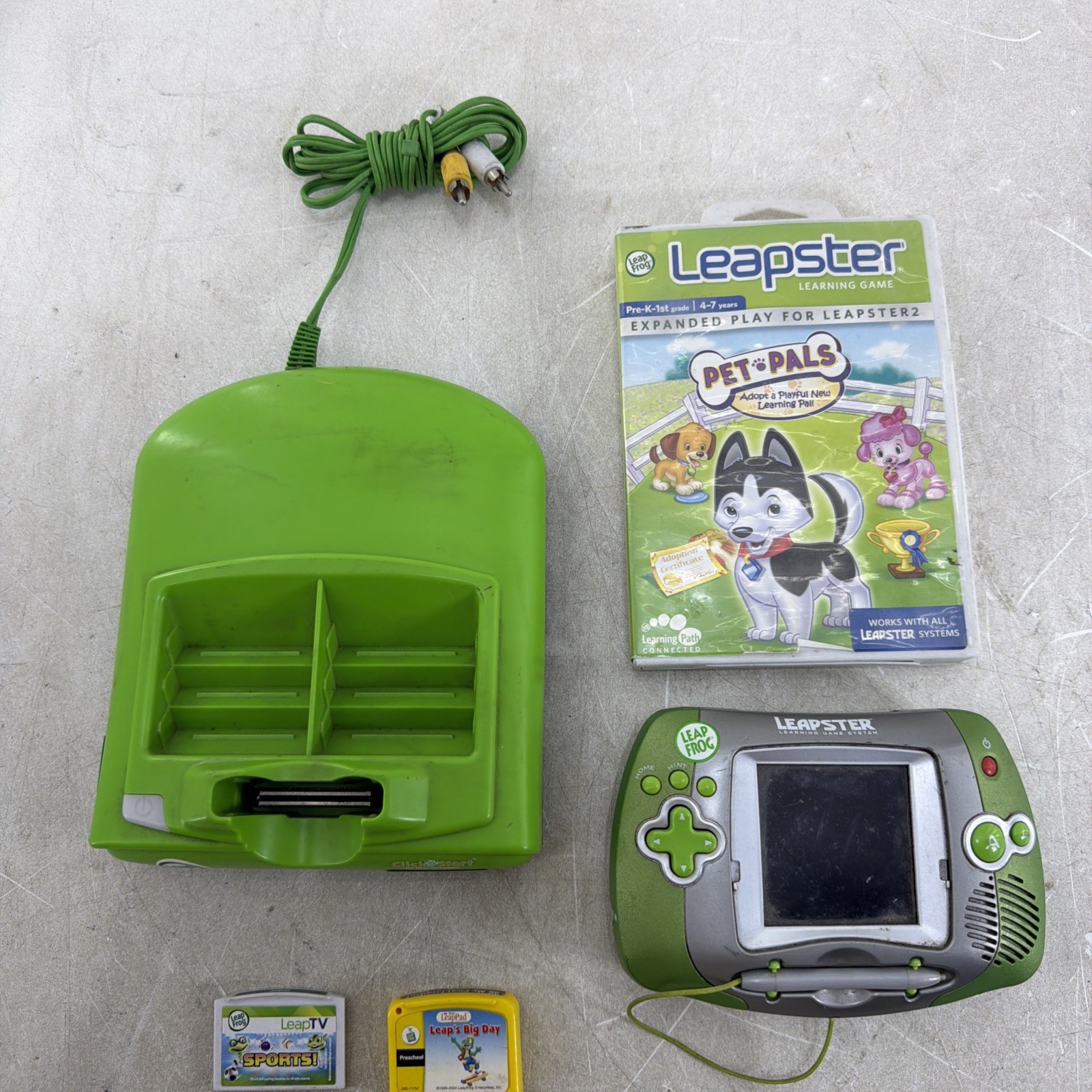 LeapFrog Leapster Green Handheld System w/ Pet Pals Cartridge Lot Bundle Unteste LeapFrog Leapster Green Handheld System w/ Pet Pals Cartridge Lot Bundle Unteste