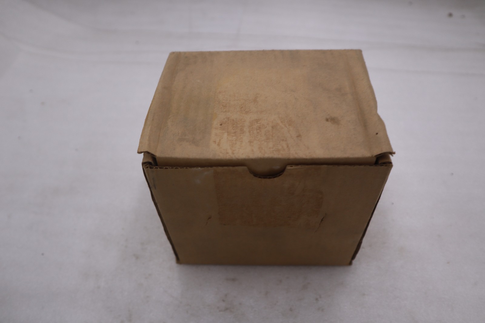 NEW OPEN BOX COOPER CROUSE HINDS AR642 RECEPTACLE STOCK K289A NEW OPEN BOX COOPER CROUSE HINDS AR642 RECEPTACLE STOCK K289A