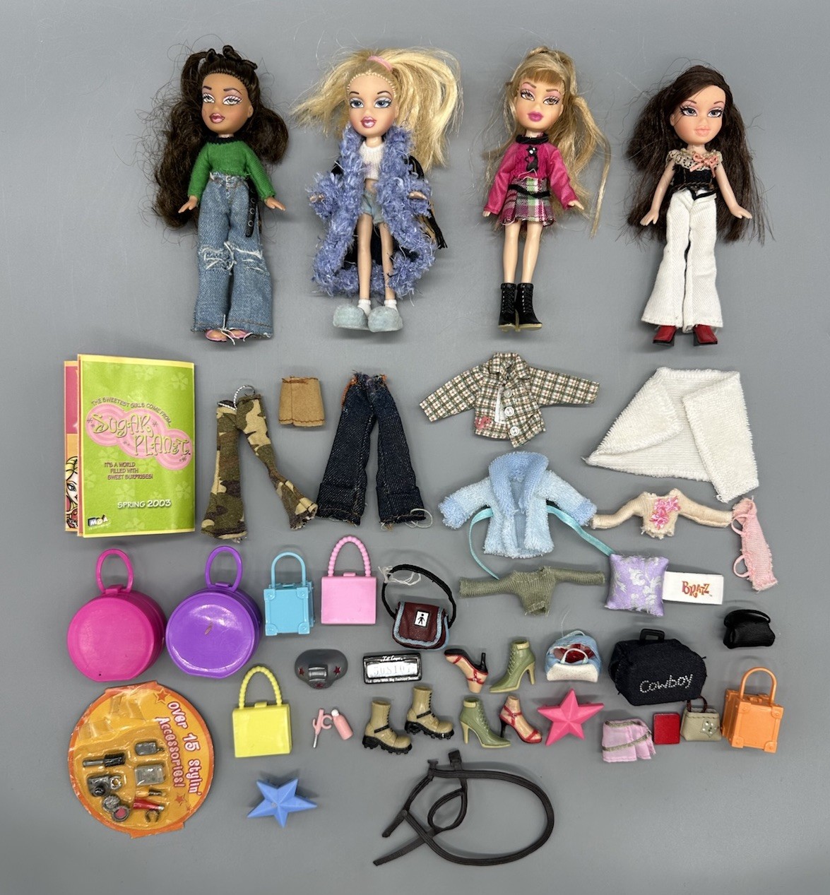 MGA VINTAGE LOT 4 LIL BRATZ MINI DOLLS CLOTHES SHOES BRUSHES PURSES