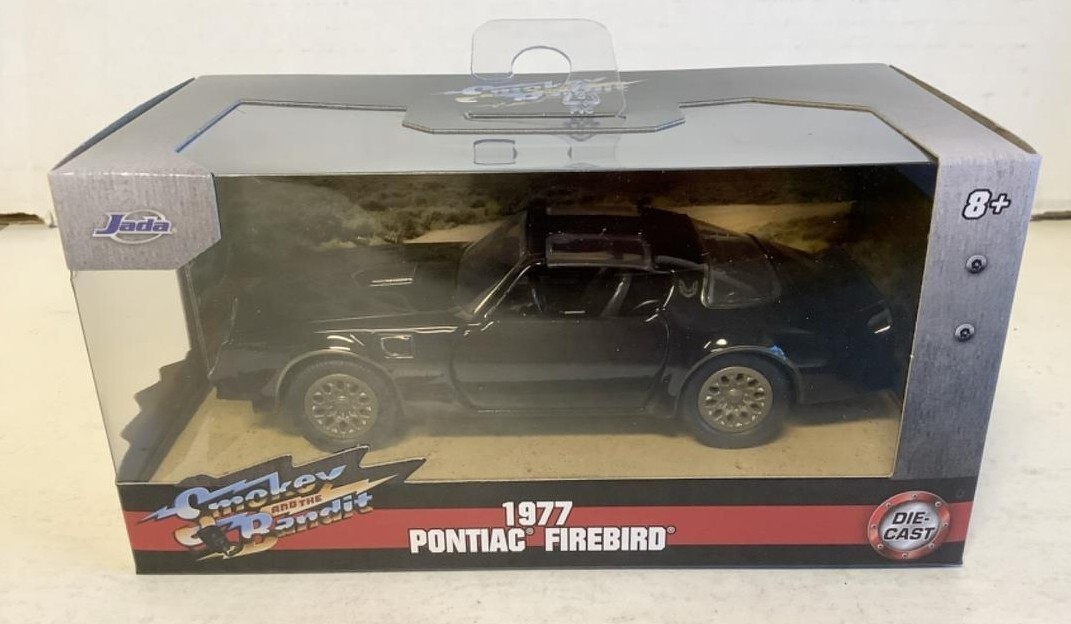 NEW Jada Toys 31061 Smokey & the Bandit 1977 PONTIAC FIREBIRD 1:32 DieCast Car NEW Jada Toys 31061 Smokey & the Bandit 1977 PONTIAC FIREBIRD 1:32 DieCast Car