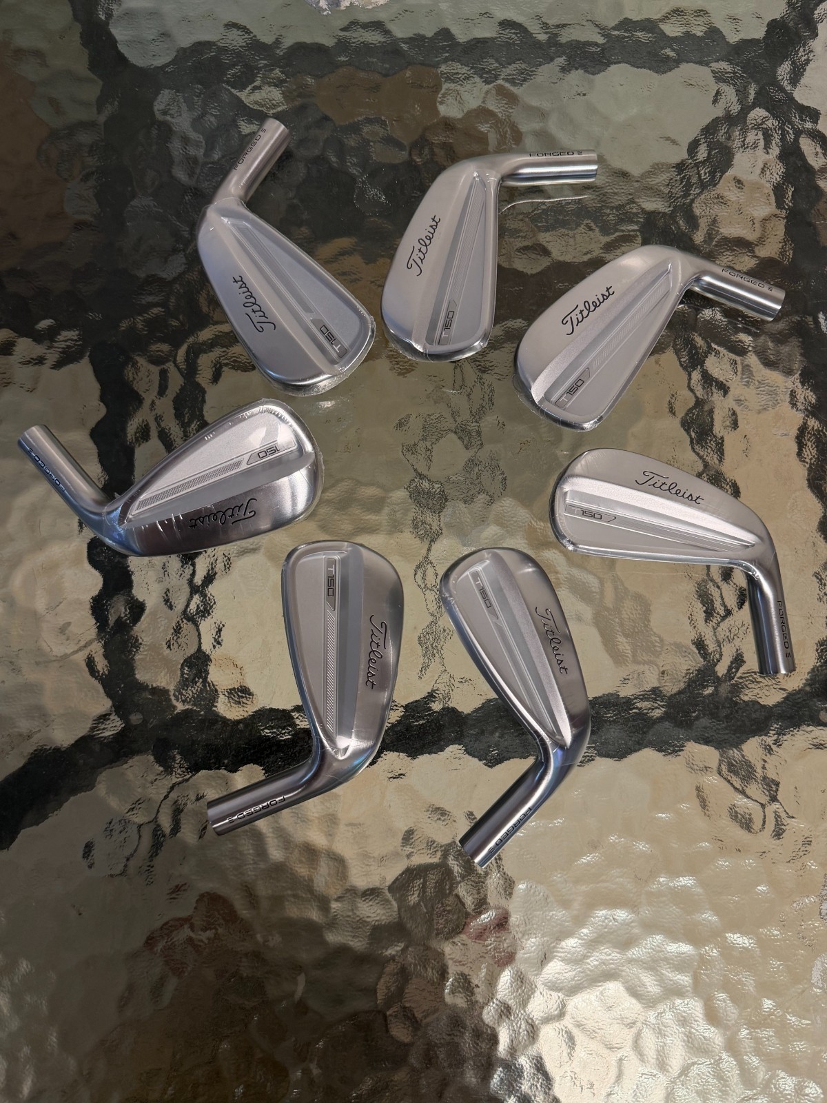 Titleist 2025 T150 Iron Set 4-PW Right Handed Golf Club Head 7/Pcs/Silver New Titleist 2025 T150 Iron Set 4-PW Right Handed Golf Club Head 7/Pcs/Silver New