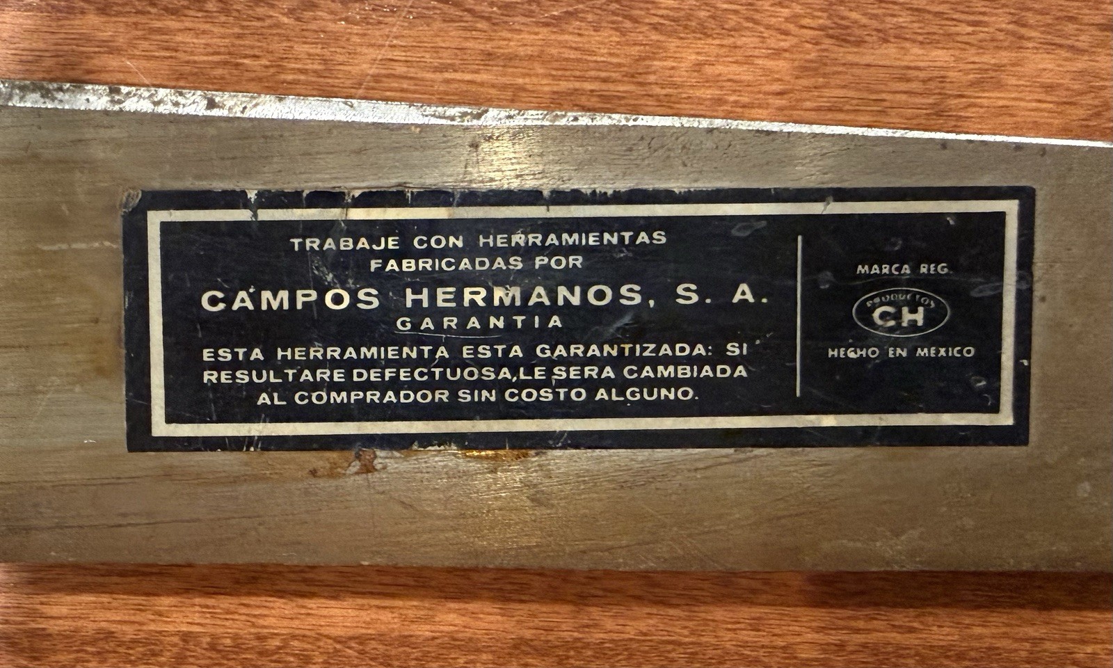 Vintage C & H Campos & Hermanos No. 37 Machete “El Torito” Original Sticker Vintage C & H Campos & Hermanos No. 37 Machete “El Torito” Original Sticker