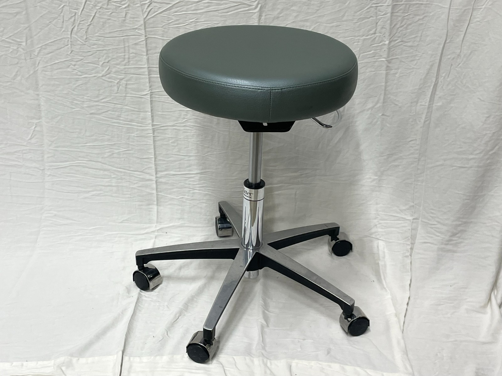 Midmark Ritter 276 Air Lift Exam Physician Doctor Medical Rolling Stool