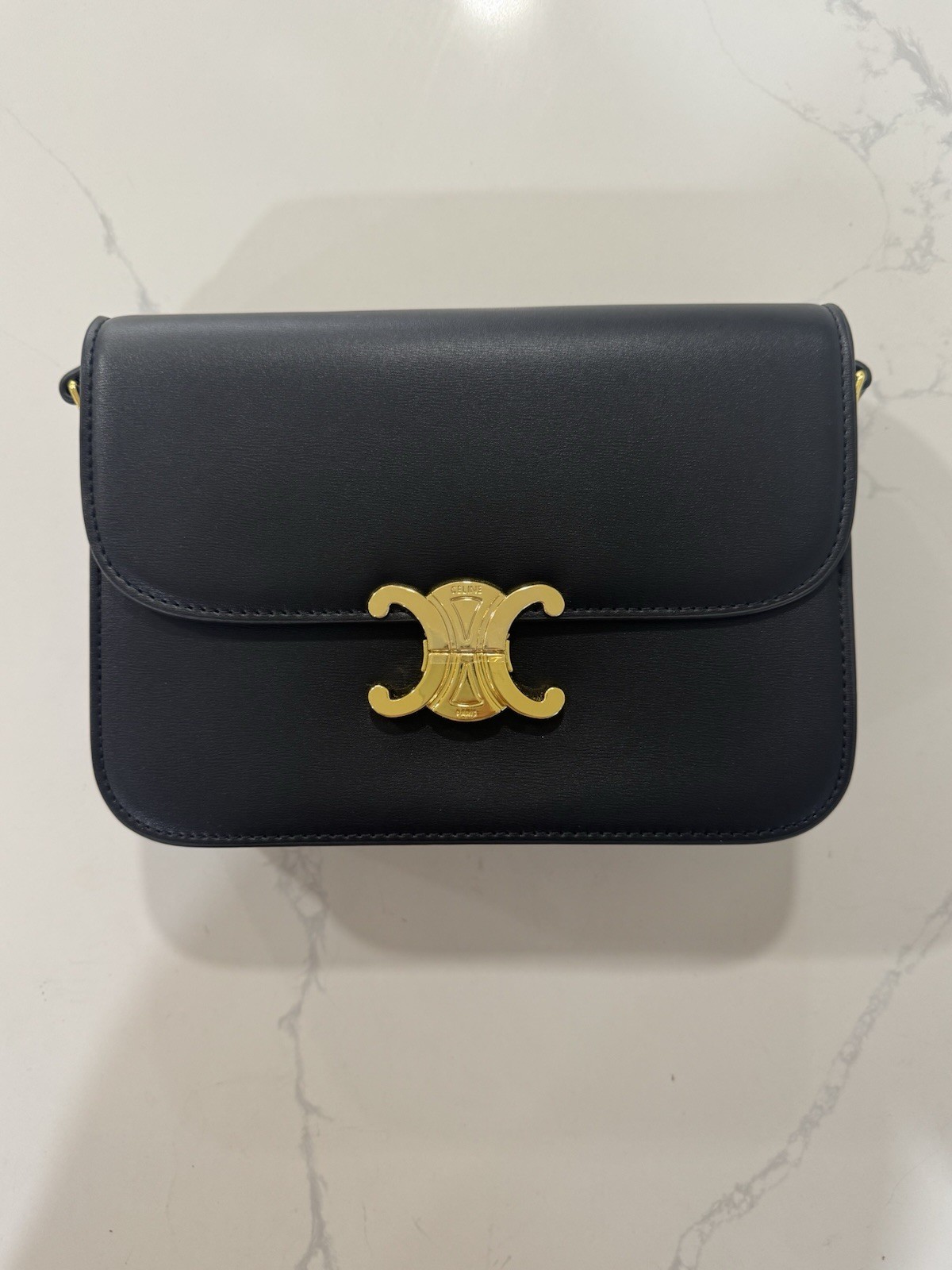 CELINE Triomphe Metal Lock Teen 23cm Black Calfskin Shoulder Bag