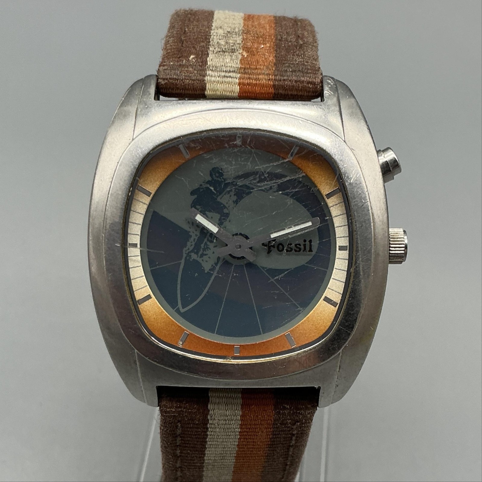 Fossil Big Tic JR8299 Mens Watch 33mm Surfing Animation Leather New Battery