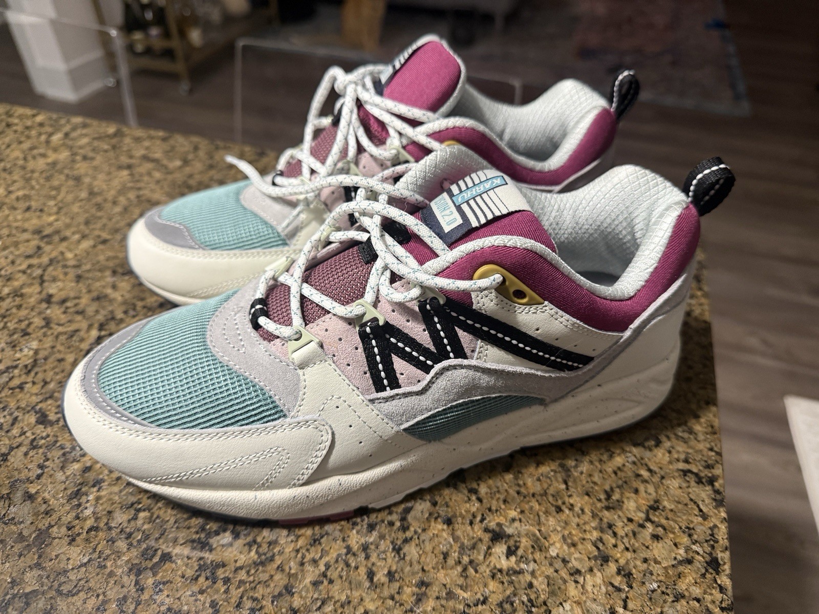 Mens Karhu Fusion 2.0 Lily White / Gray Violet