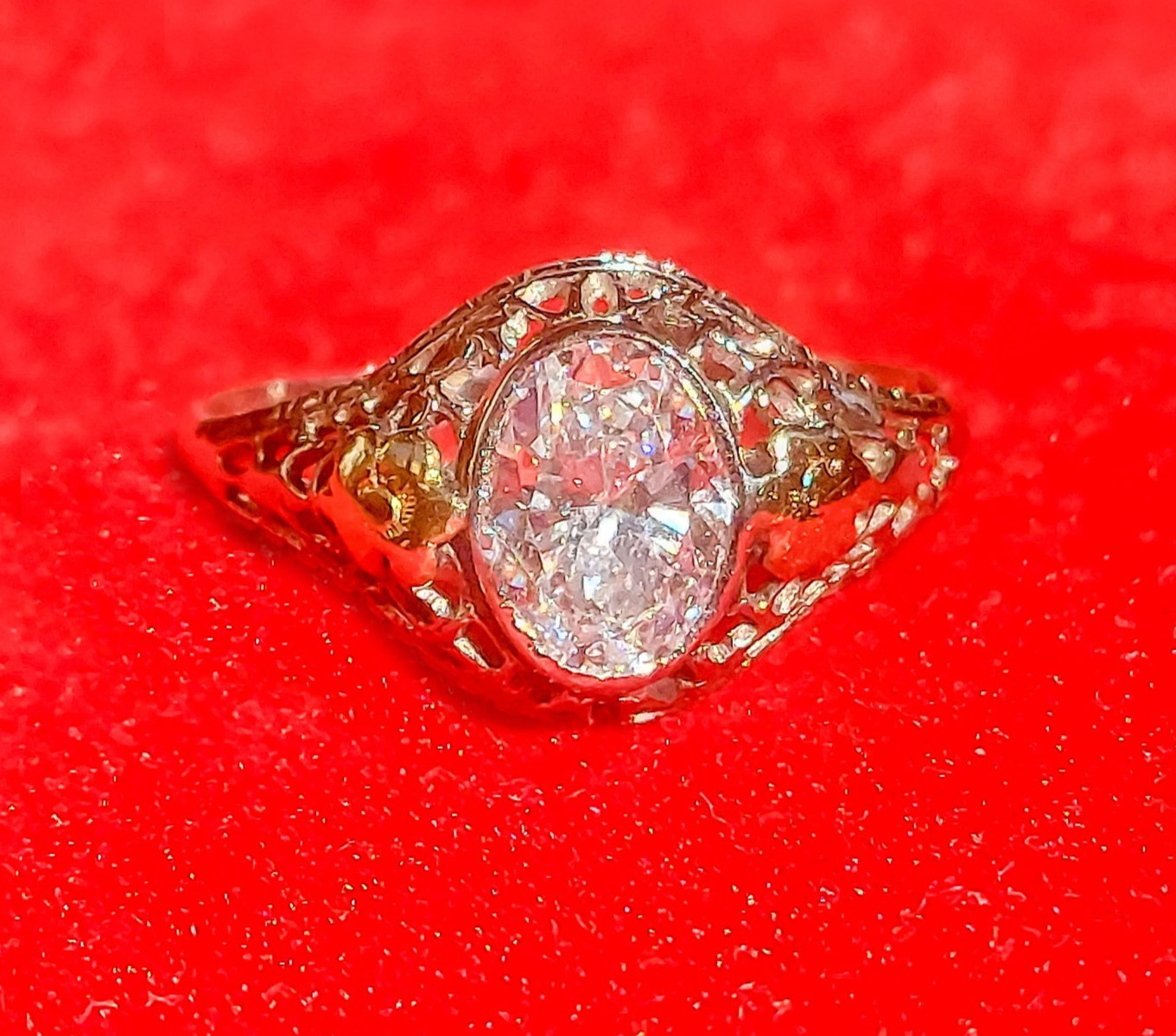 Vintage ring 0.71 carat certified diamond , gold ring Oval cut ,Filigree ring Vintage ring 0.71 carat certified diamond , gold ring Oval cut ,Filigree ring