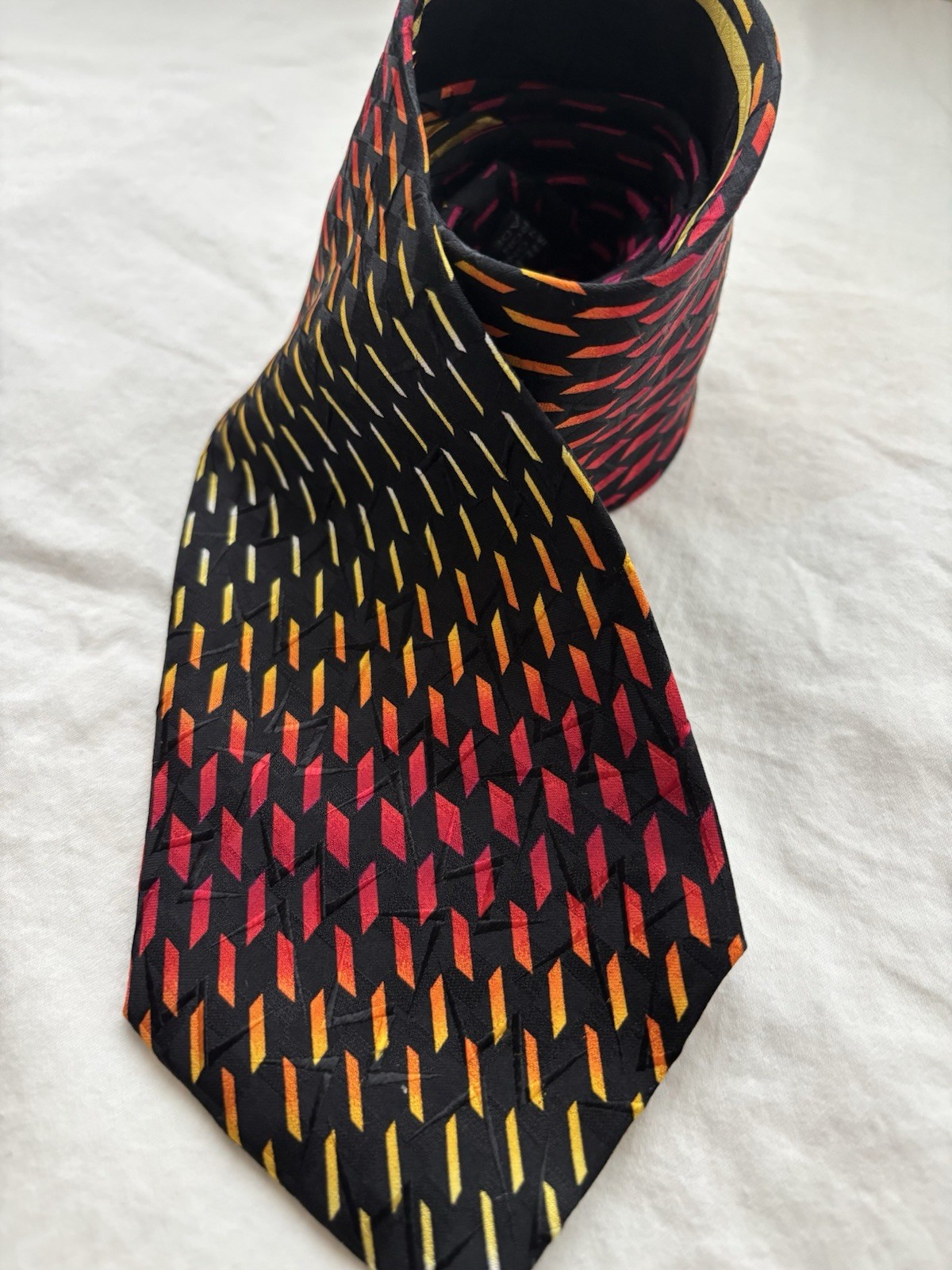 Vintage Vitaliano Pancaldi 100% Silk Tie Geometric Gradient Original Gold Chain