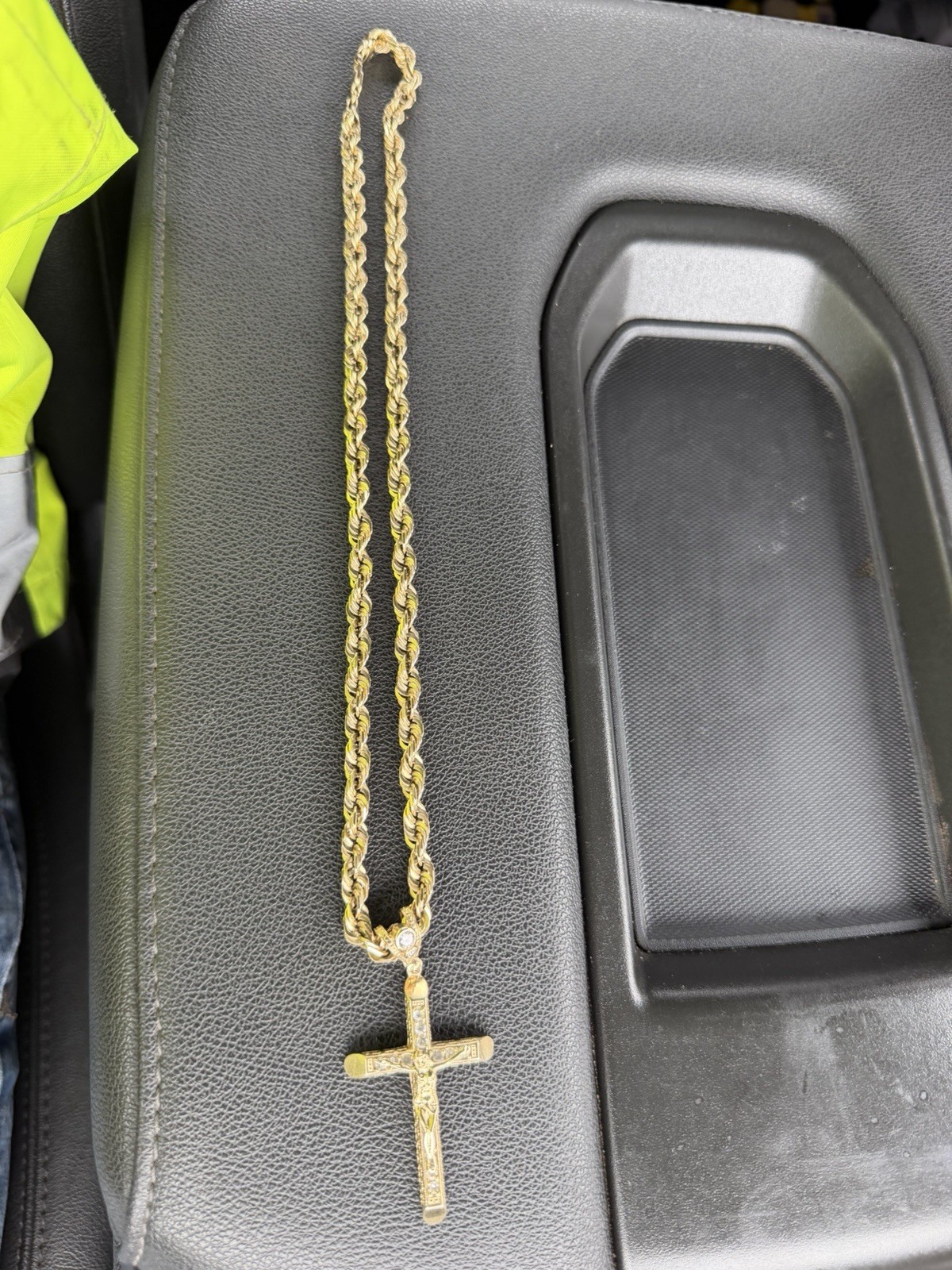 10k Solid Gold Rope Chain And Pendant 22mm X 6mm Weight 49 Grams.