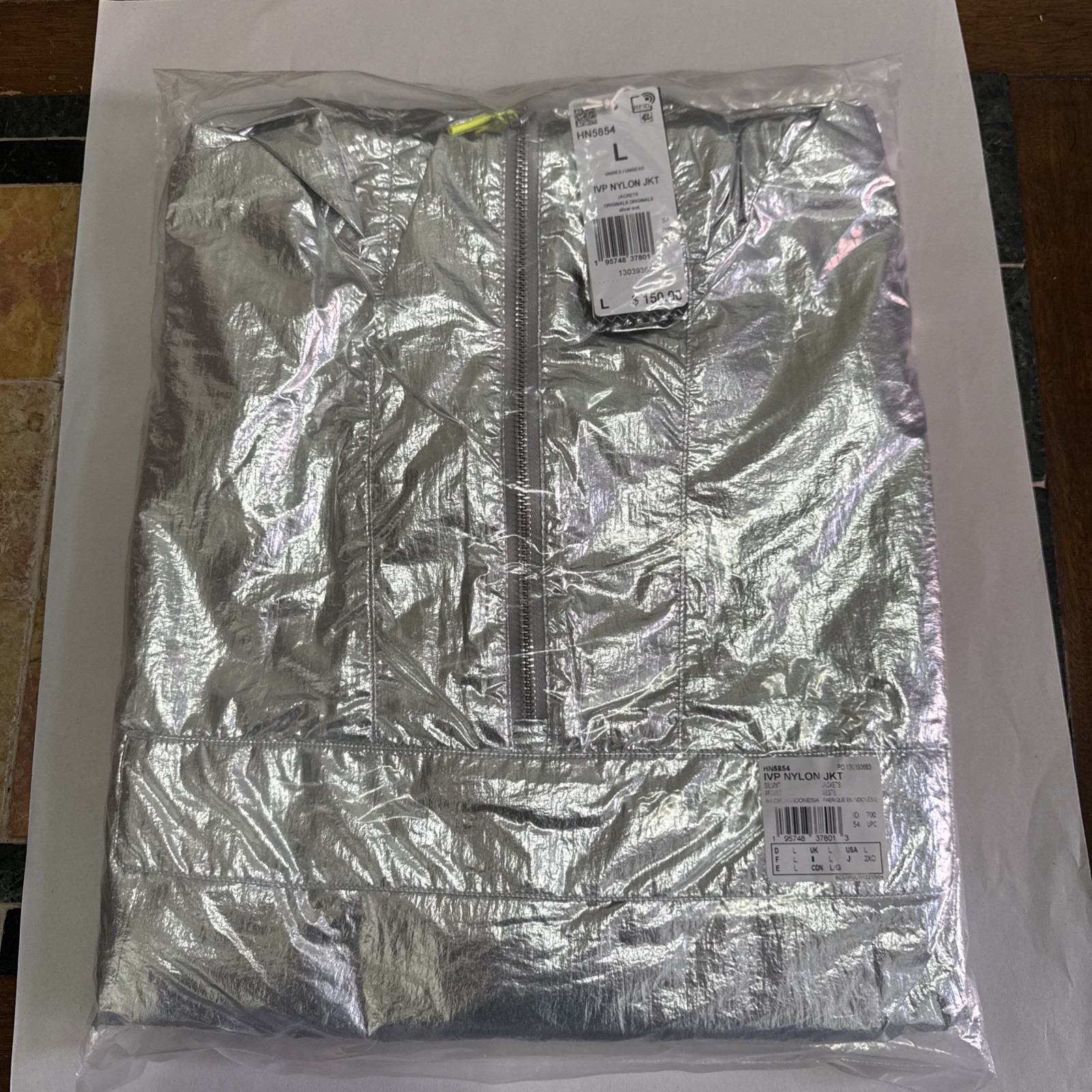 Ivy Park Metallic Jacket. L. NWT. Z3 Ivy Park Metallic Jacket. L. NWT. Z3