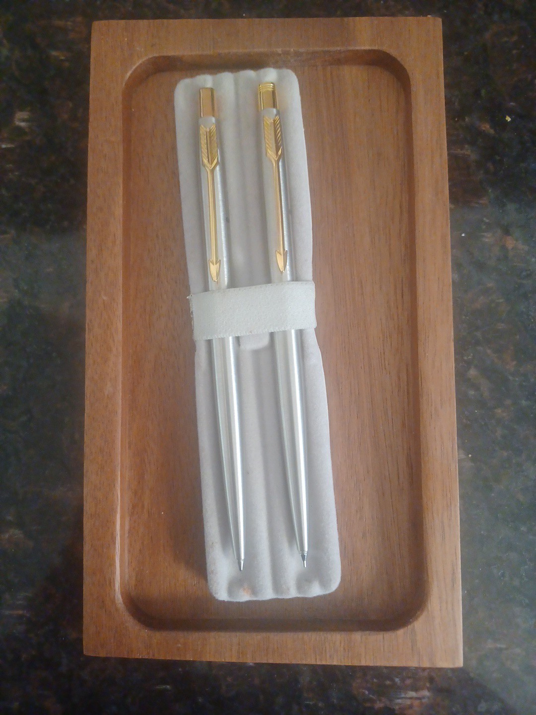 Vintage 1991 Parker Classic Imperial Pen & Pencil Set 22K Gold Electroplate