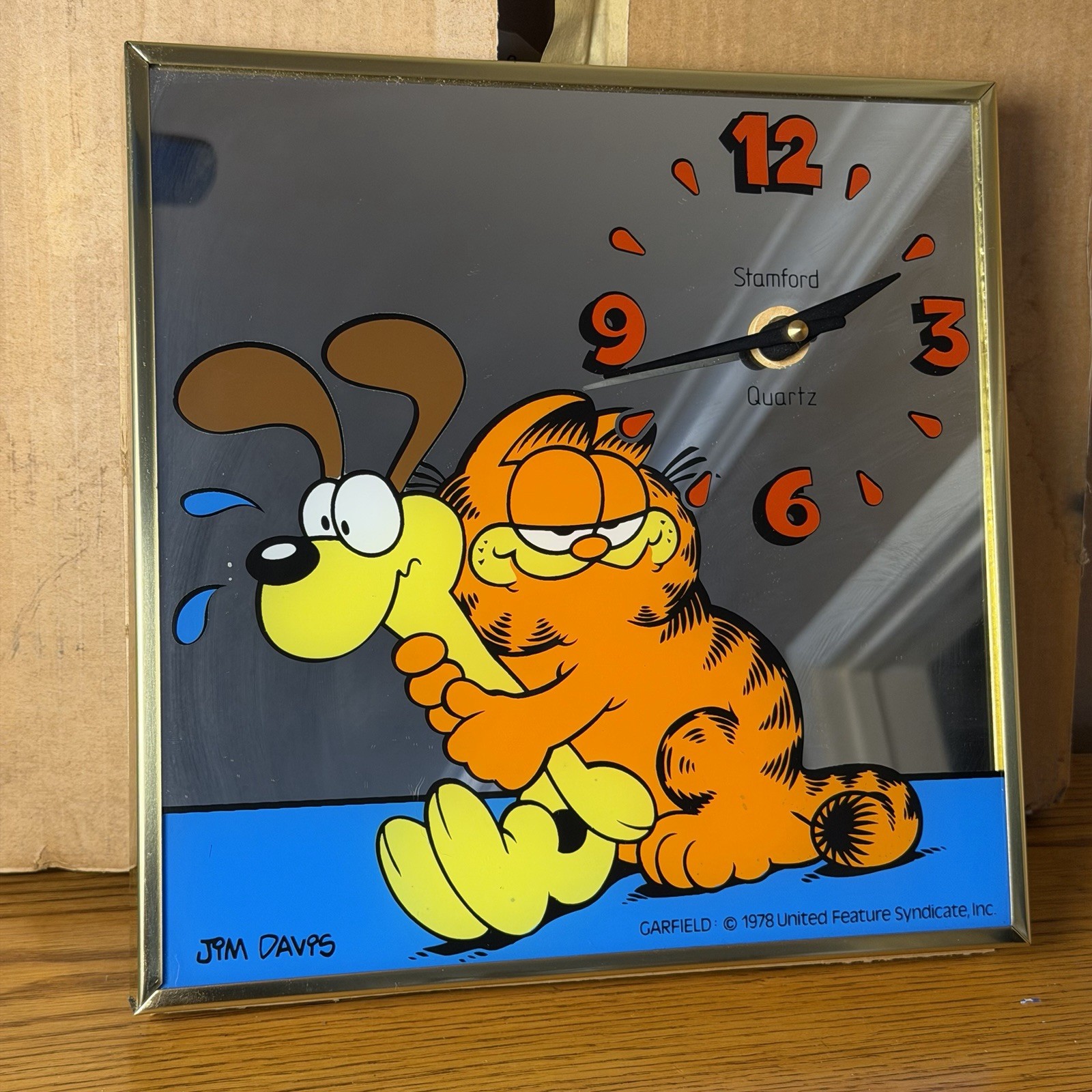 Vintage 1978 Garfield & Odie Jim Davis Stamford Mirror Clock - Works Vintage 1978 Garfield & Odie Jim Davis Stamford Mirror Clock - Works
