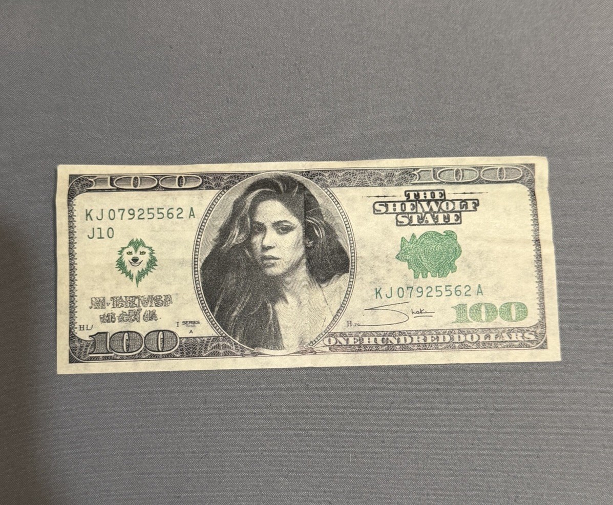 SHAKIRA MUJERES YA NO LLORAN CONCERT, 100 DOLLAR BILL CONFETTI