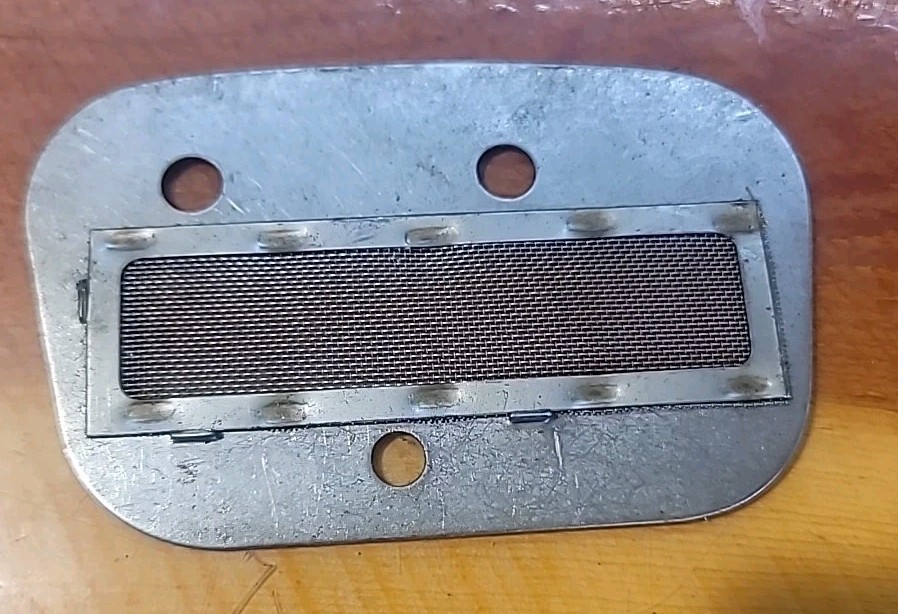 Pioneer Poulan P40 P51 P60 Chainsaw Muffler Exhaust Baffle Spark Screen 474588 Pioneer Poulan P40 P51 P60 Chainsaw Muffler Exhaust Baffle Spark Screen 474588