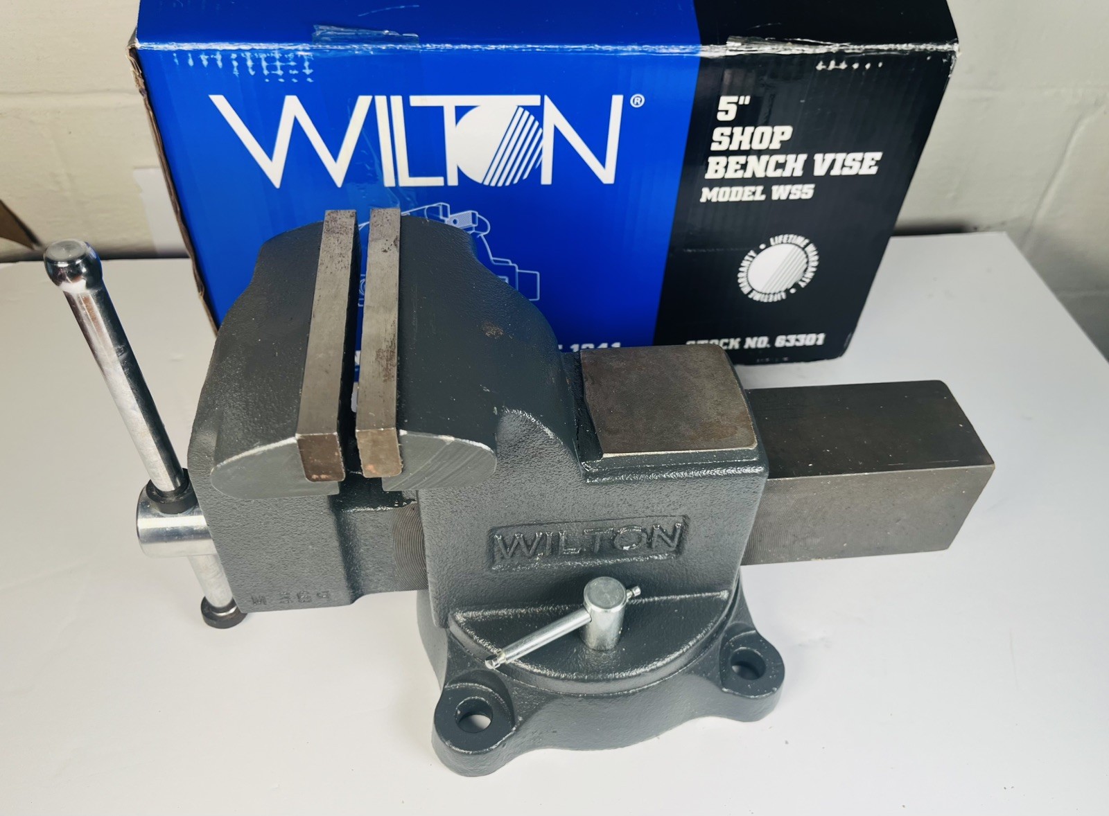 Wilton WS5 5” Shop Bench Vise Swivel Base Stock 63301 Original Box Unused Wilton WS5 5” Shop Bench Vise Swivel Base Stock 63301 Original Box Unused
