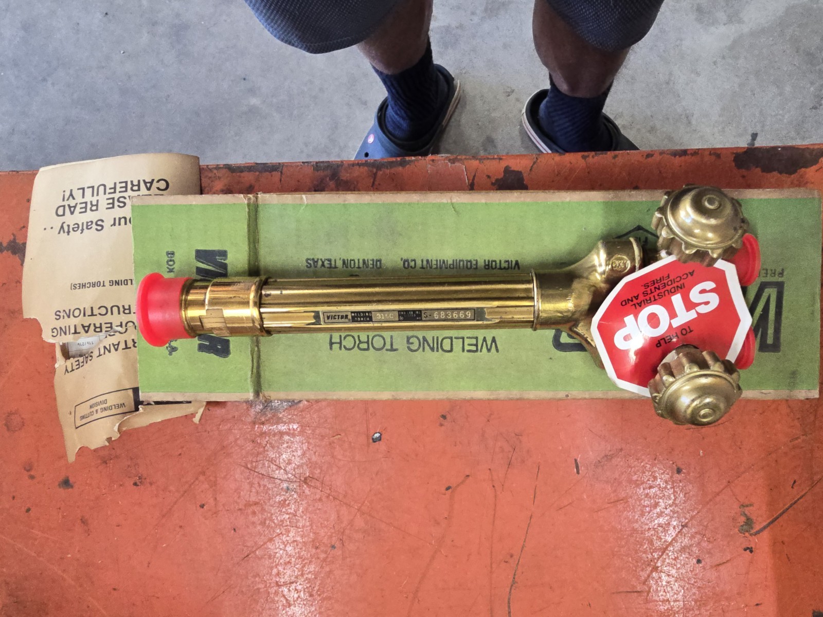 Victor 2450 Cutting Torch With A 315C Barrel Victor 2450 Cutting Torch With A 315C Barrel