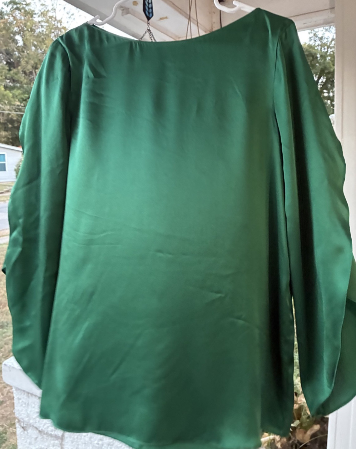 Talbots 100% Silk Forest Green Spilt Sleeve Blouse Pullover Size 10 NWT Talbots 100% Silk Forest Green Spilt Sleeve Blouse Pullover Size 10 NWT