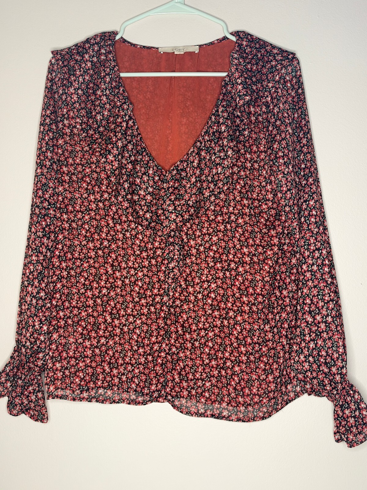 LOFT women\'s floral long sleeve blouse LOFT women\'s floral long sleeve blouse