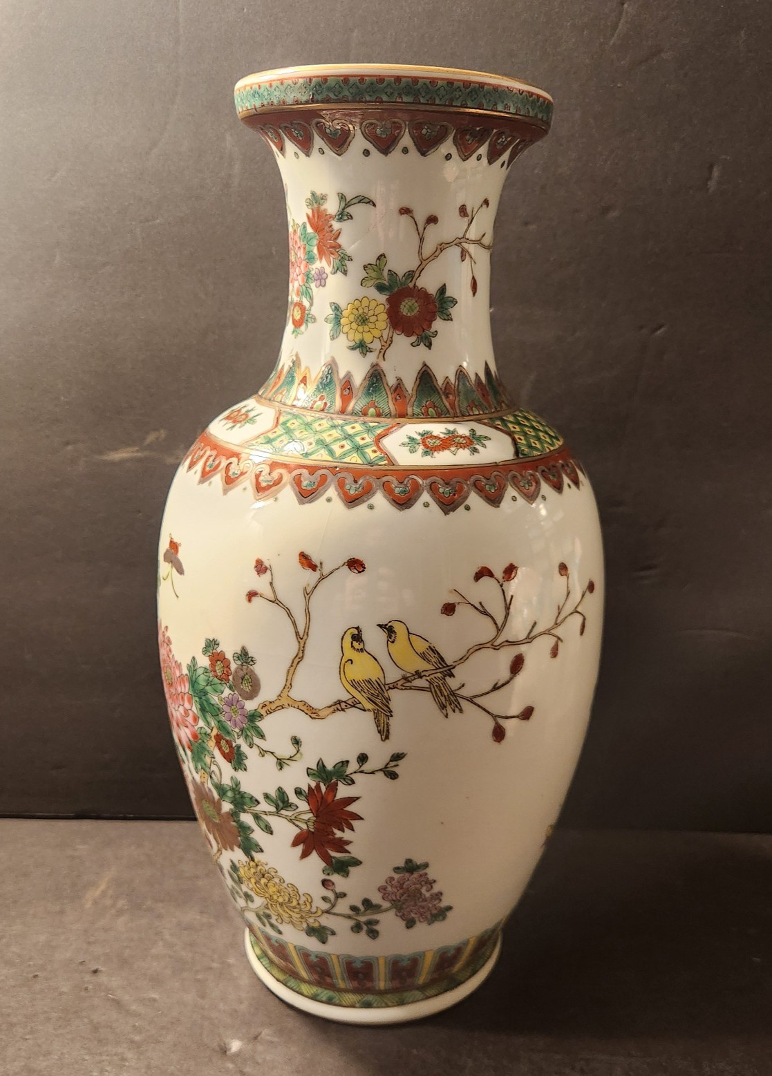 Chinese Famille Rose Porcelain Vase Birds Flowers Qianlong Seal Mark 14\