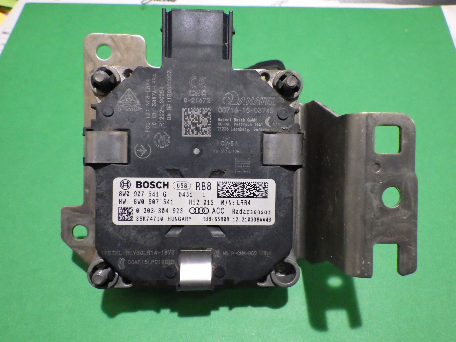 Genuine 2017-2024 Audi A4/A5/S4/S5 Adaptive Cruise Control Module (8W0907541G) Genuine 2017-2024 Audi A4/A5/S4/S5 Adaptive Cruise Control Module (8W0907541G)