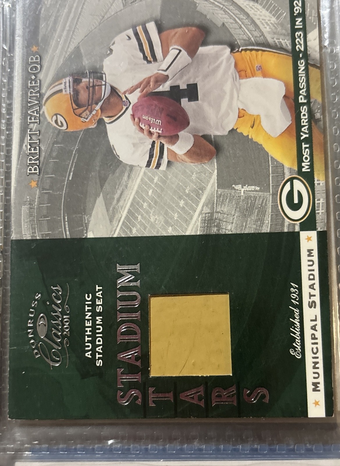 2001 Donruss Classics - Stadium Stars Brett Favre #SS-20 (MEM) 2001 Donruss Classics - Stadium Stars Brett Favre #SS-20 (MEM)