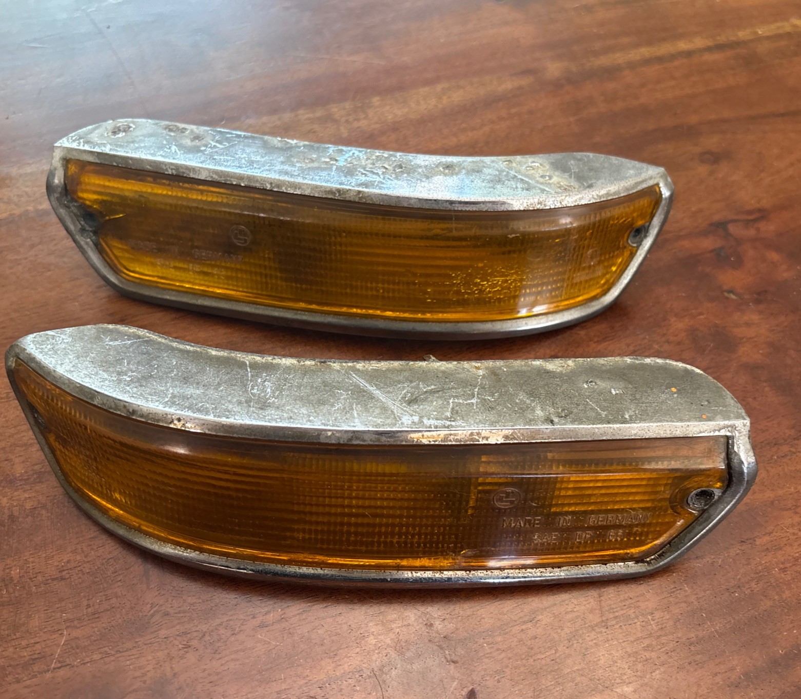 BMW E10 2002 1600 European Turn Signal Set Flush Euro BMW E10 2002 1600 European Turn Signal Set Flush Euro