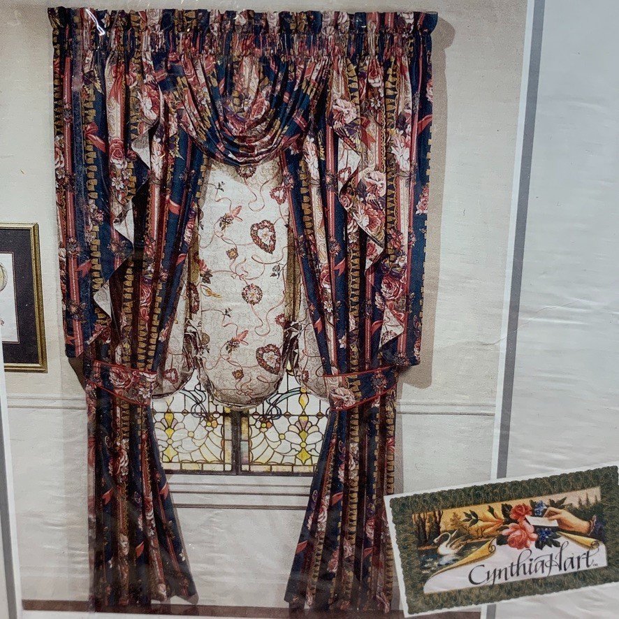 Vtg Cannon Royal Family Victorian Style Curtain Set of 2 Cynthia Hart Floral