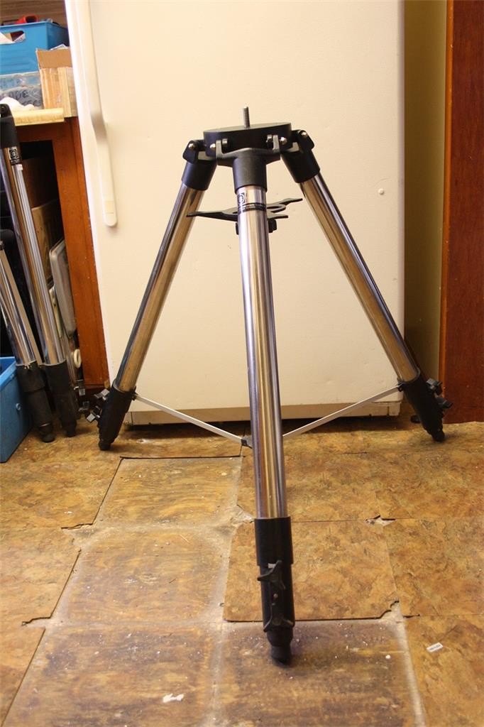 Meade Telescope Field Tirpod for LX thru LX50 SCT - Includes Celestron HD Bag Meade Telescope Field Tirpod for LX thru LX50 SCT - Includes Celestron HD Bag