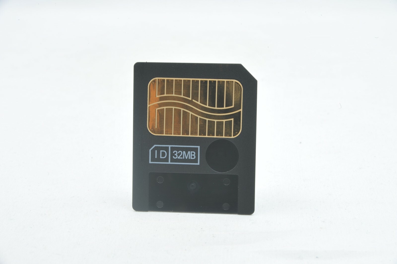 @ SakuraDo Camera @ Rare @ SanDisk 32MB Smart Media SDSM-32 Made in Japan