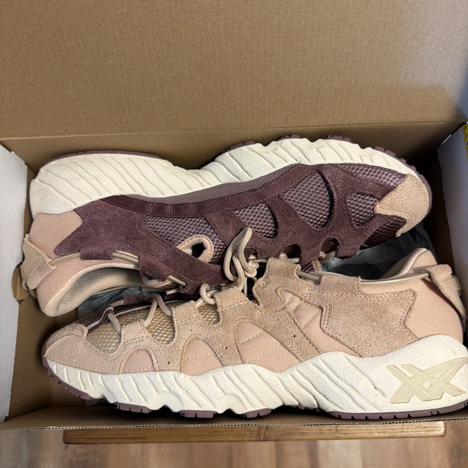 ASICS Tiger Gel-Mai Amberlight/Rose Taupe Low Top Sneakers H812L-1726 Men sz 11