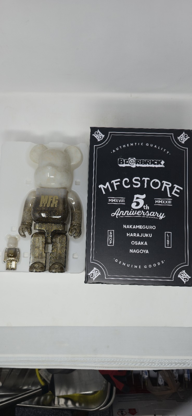 Bearbrick 400% + 100% Mfc Store Bearbrick 400% + 100% Mfc Store