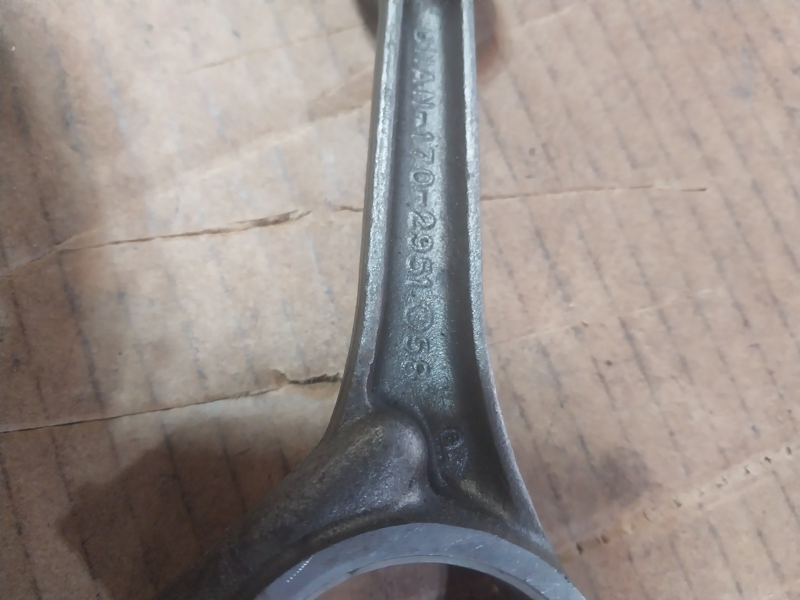 john deere onan t260g p224g connecting rod piston 170-2951 HE114-0203 AM107162 john deere onan t260g p224g connecting rod piston 170-2951 HE114-0203 AM107162
