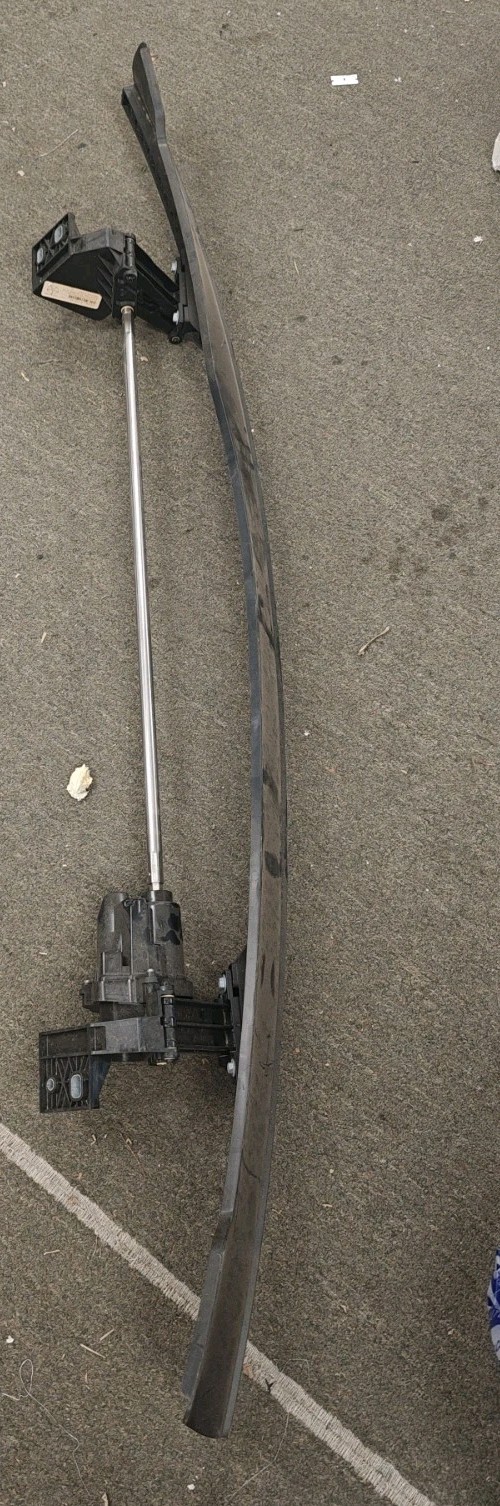 2019-2023 RAM 1500 FRONT AIR DAM 68274406AH 68274406AG Oem 2019-2023 RAM 1500 FRONT AIR DAM 68274406AH 68274406AG Oem