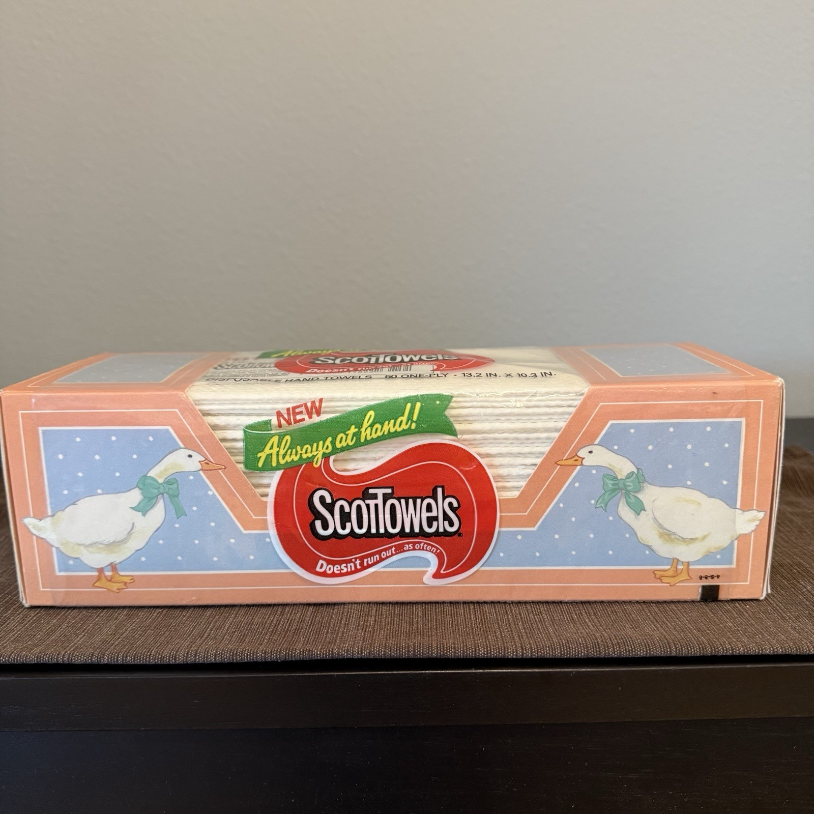 SCOTTOWELS Disposable Hand Towels Cottagecore 1987 Scott Towels 50 Ct GOOSE