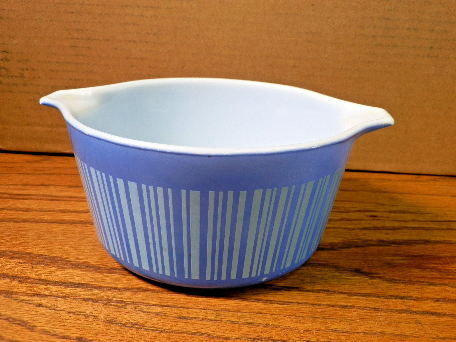 Vintage Pyrex Ovenware Blue Barcode 6\