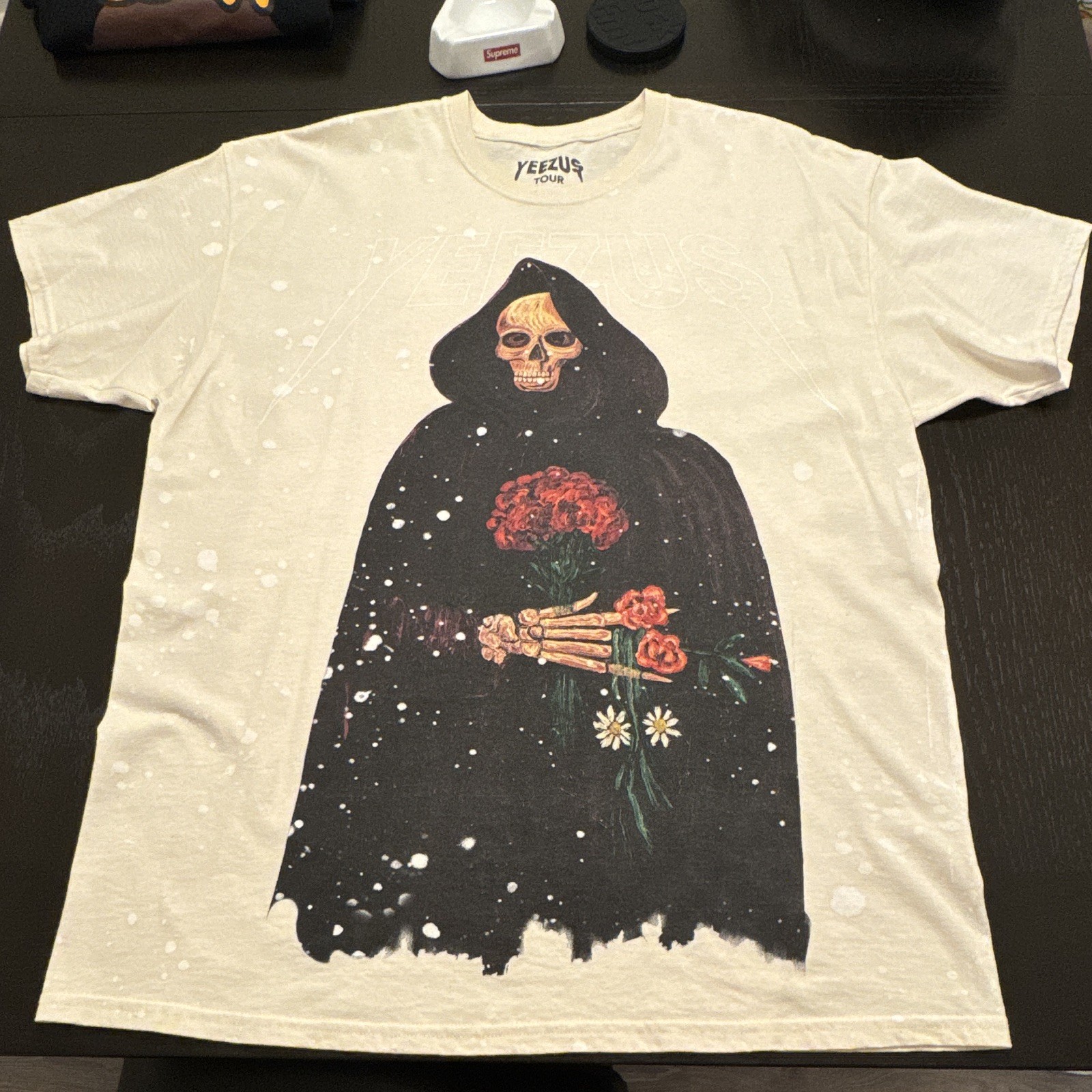 Kanye West Yeezus Tour Reaper Tee T-Shirt White Splatter Print Size XL 2013 Rare