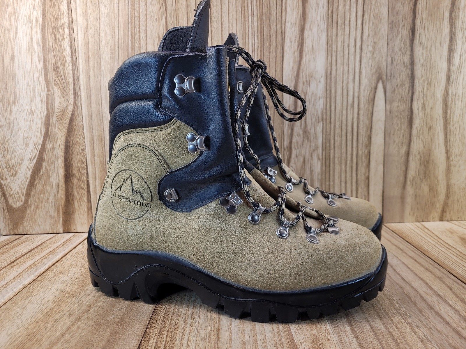 La Sportiva WLF Glacier Boots Hiking Mountaineering Tan Men\'s Size 9 EU 42