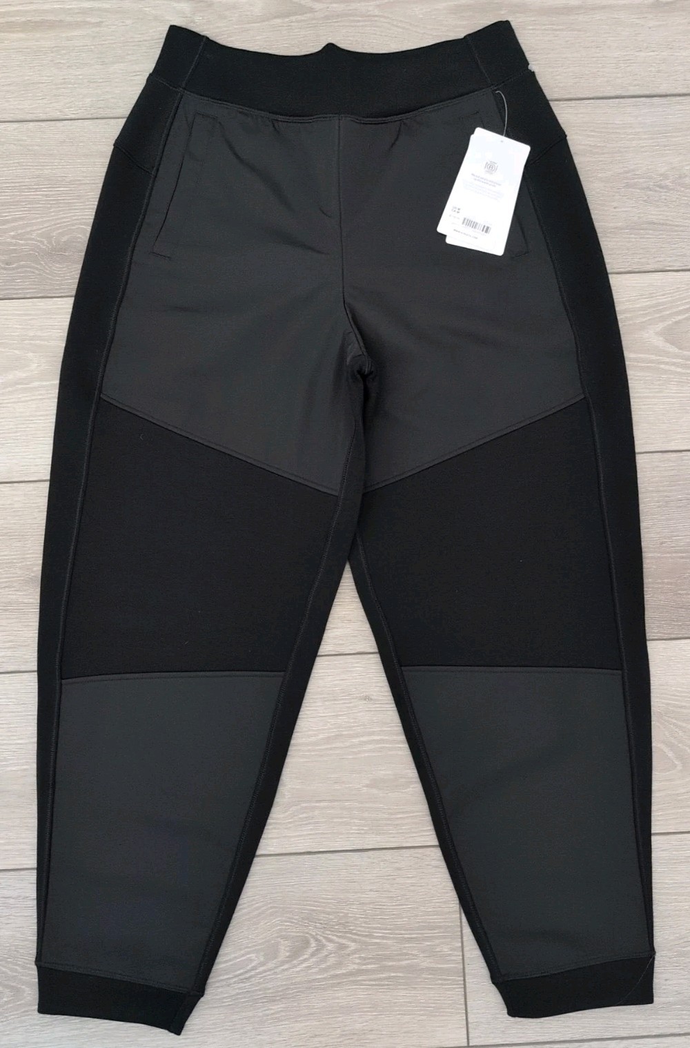 Athleta Get Set Hybrid Jogger Pants Women\'s Sz M Black Two Tone NWT