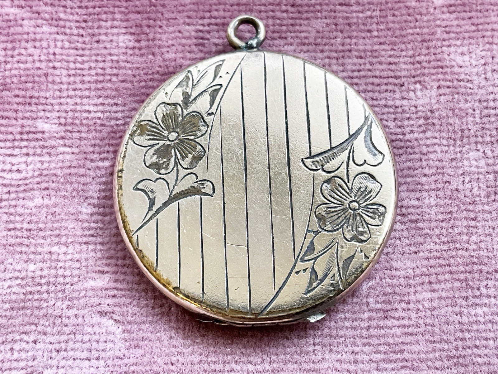 Antique Lg. Round Gold Filled Locket Pendant Drop Etched Floral Design J.M.F Co Antique Lg. Round Gold Filled Locket Pendant Drop Etched Floral Design J.M.F Co