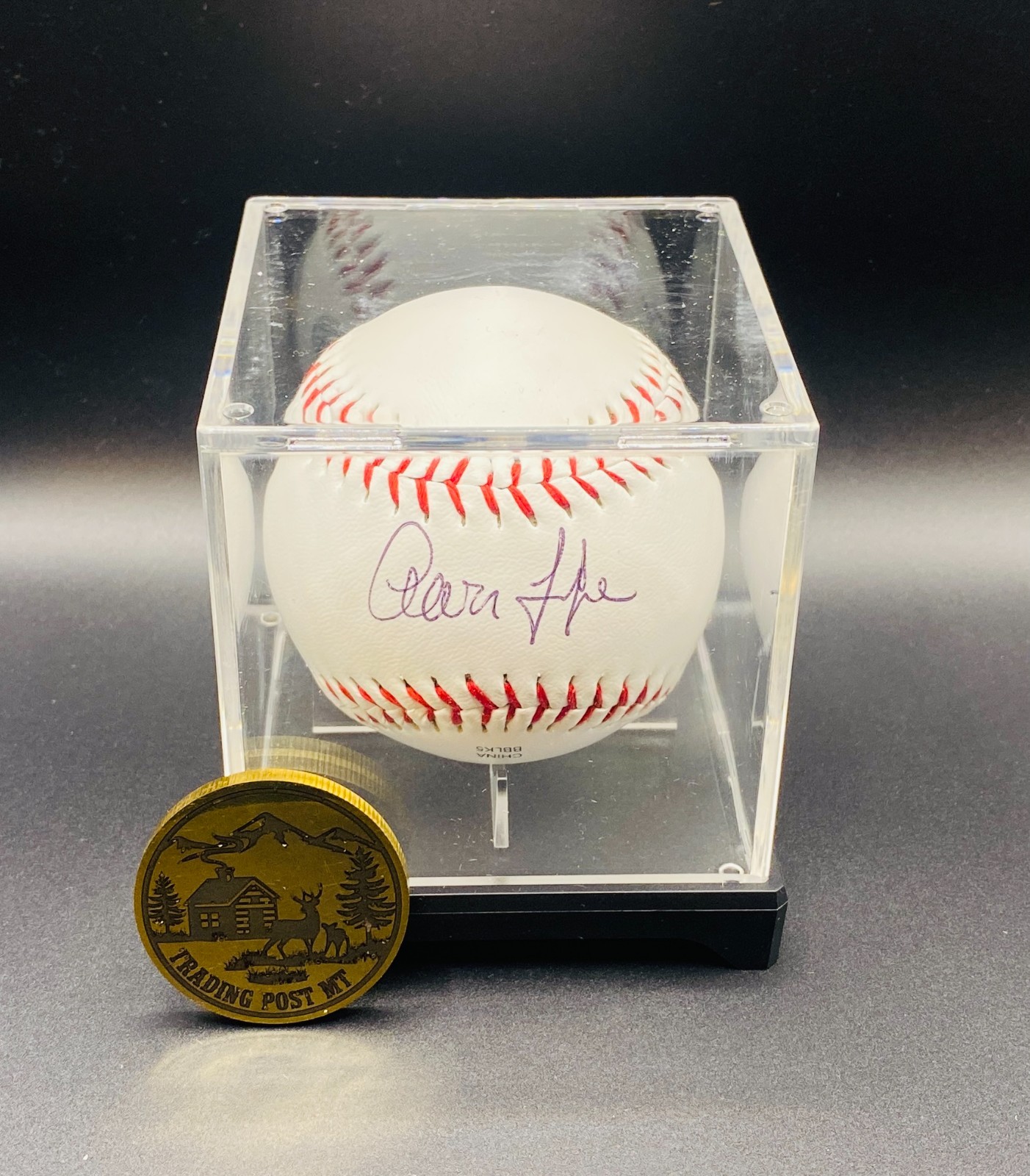 Aaron Judge Signed Baseball In Case With COA (PC489719) (Yankees) Aaron Judge Signed Baseball In Case With COA (PC489719) (Yankees)