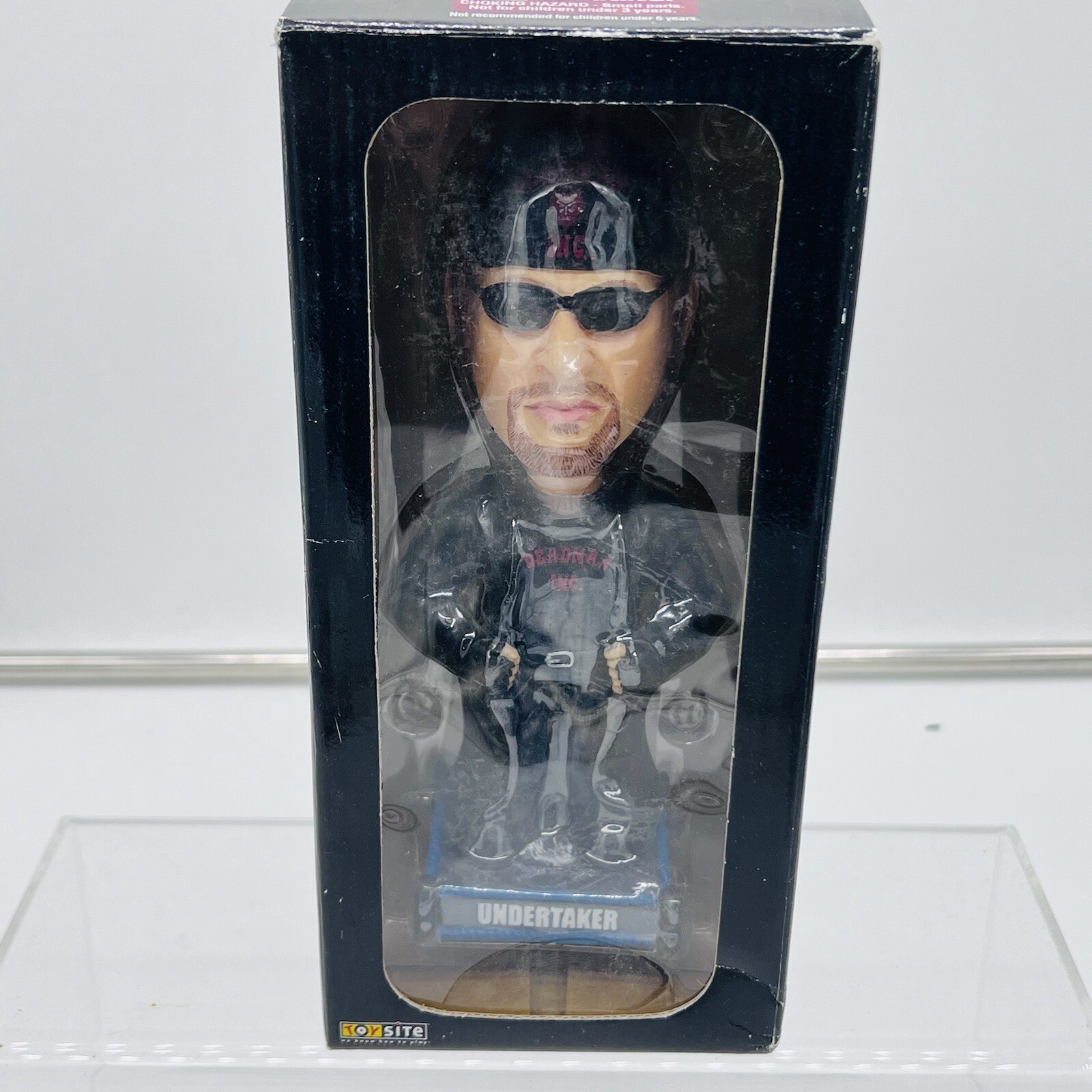UNDER TAKER 2001 WWF Superstars Bobbleheads SEALED