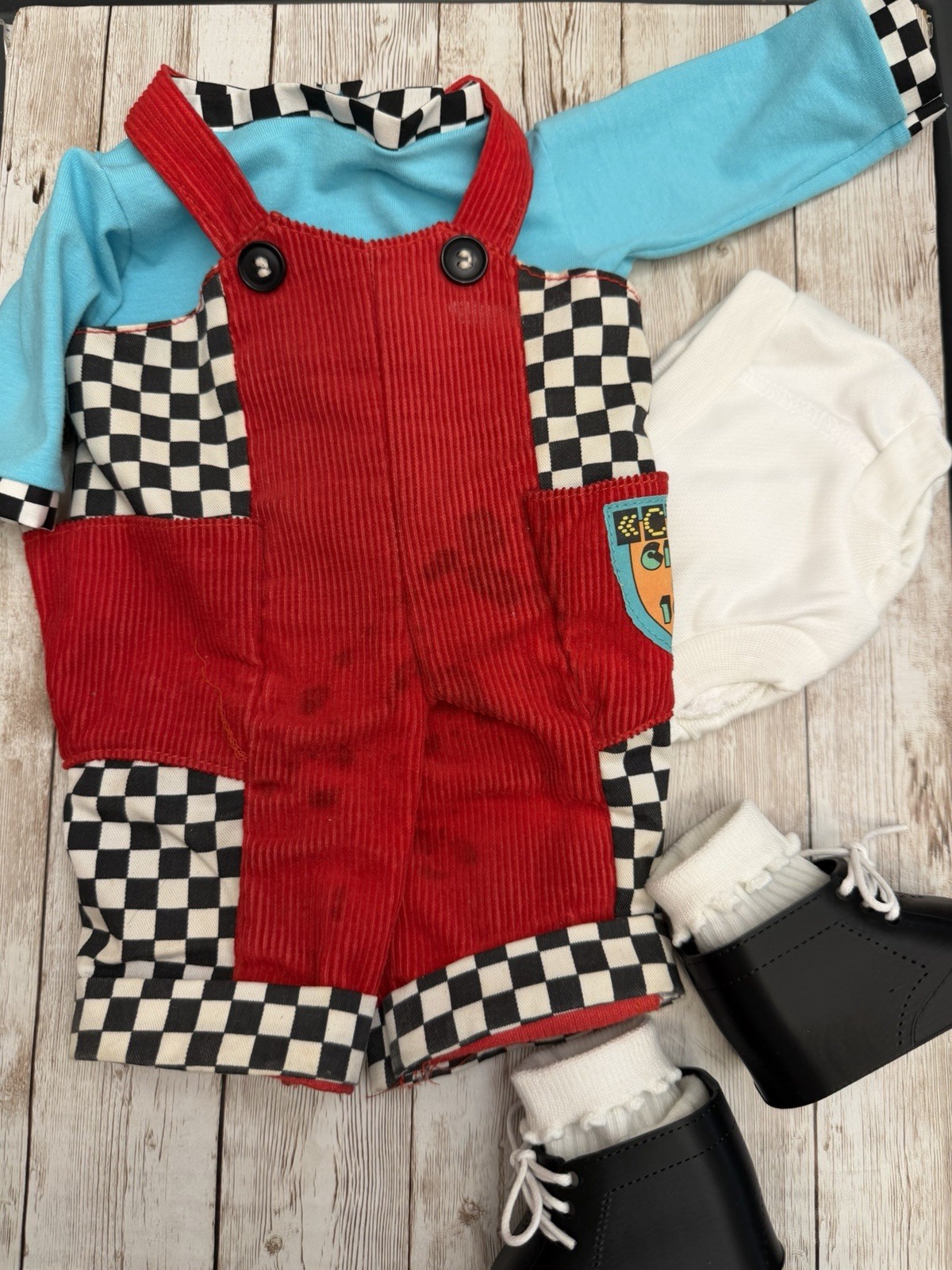 HASBRO Cabbage Patch Kids COMPLETE OUTFIT Clothes Overalls Shirt Shoes Socks HASBRO Cabbage Patch Kids COMPLETE OUTFIT Clothes Overalls Shirt Shoes Socks