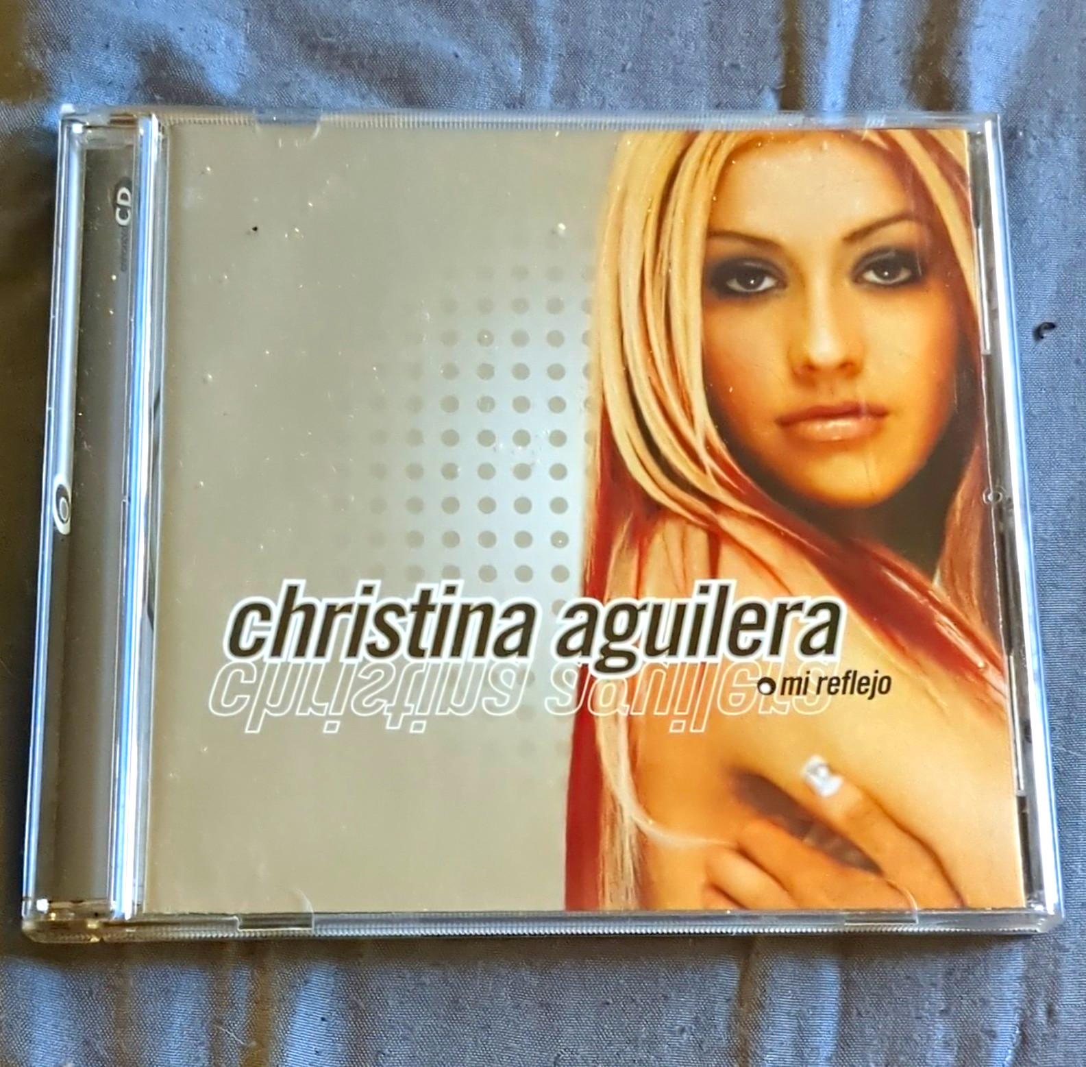 Christina Aguilera Mi Reflejo Signed Music CD & Booklet