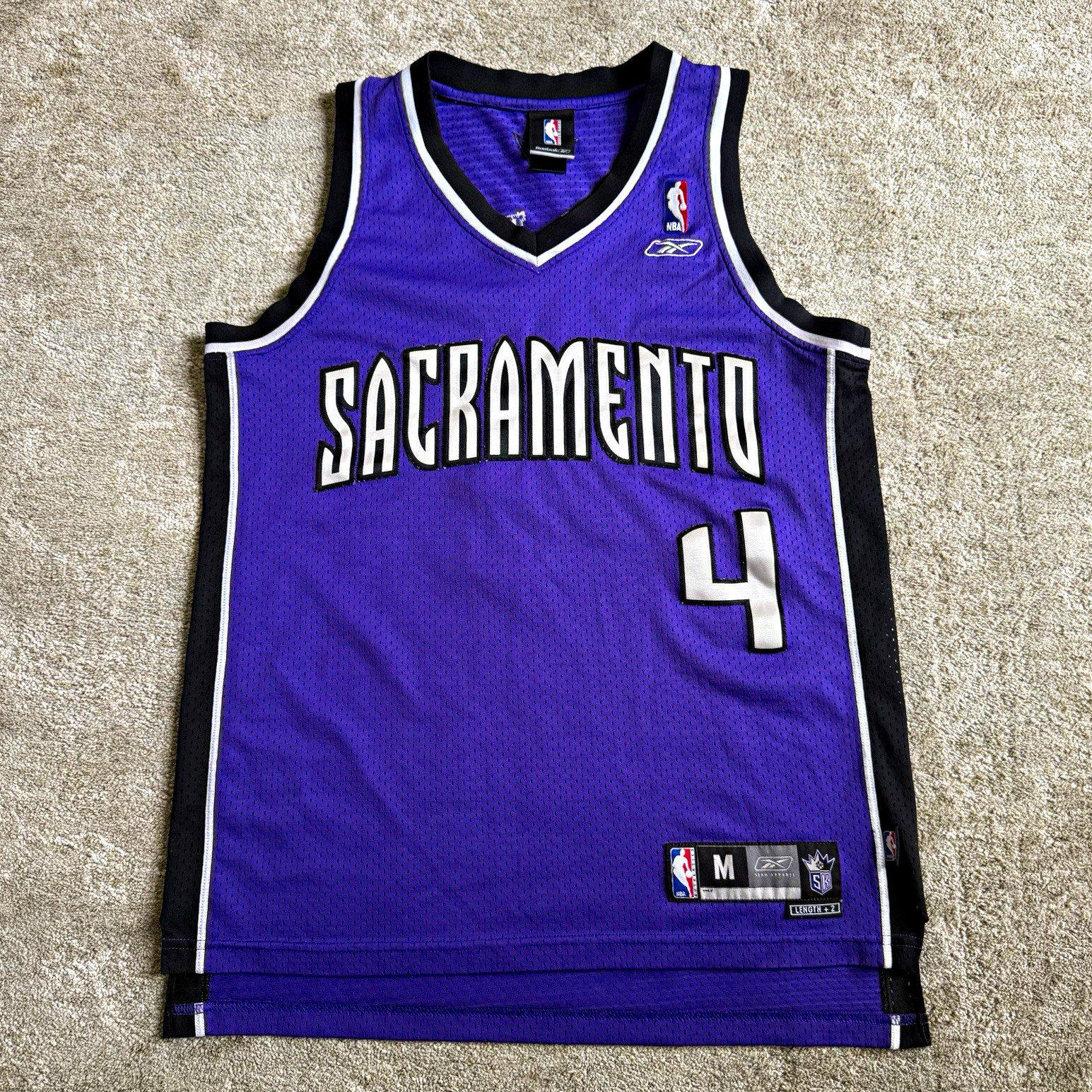 Vintage Sacramento Kings Jersey Mens Medium Chris Webber #4 Reebok NBA Purple