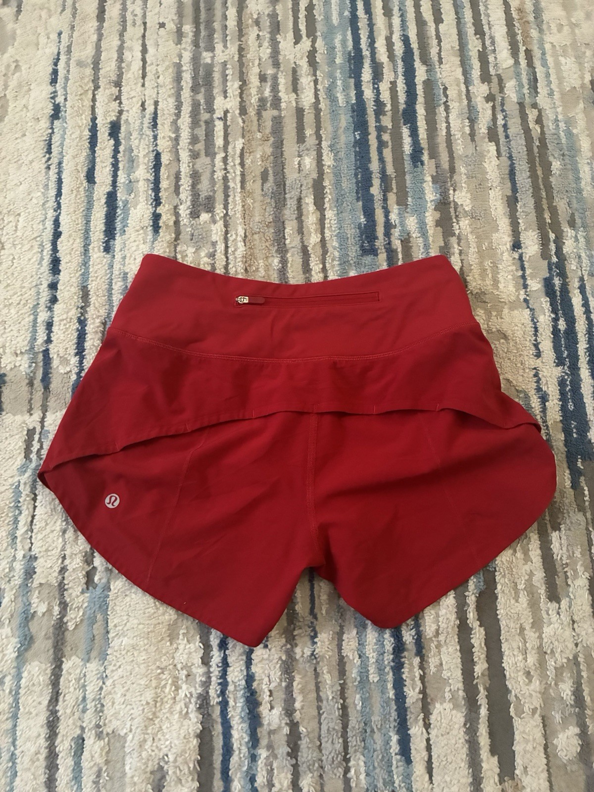 Lululemon Shorts Womens 2 Red Gym Athletic Activewear Running Sportswear Lululemon Shorts Womens 2 Red Gym Athletic Activewear Running Sportswear